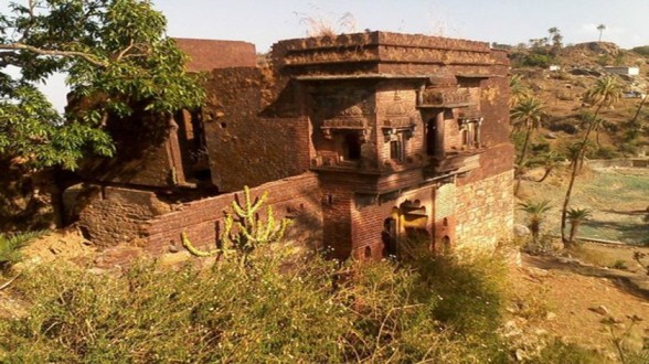 Achalgarh Fort