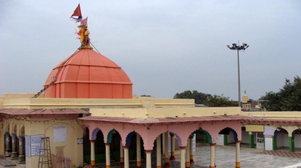 Baldeo Dauji Temple