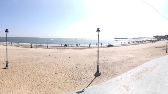 Nagoa Beach
